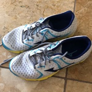 Mizuno Shoes size 7